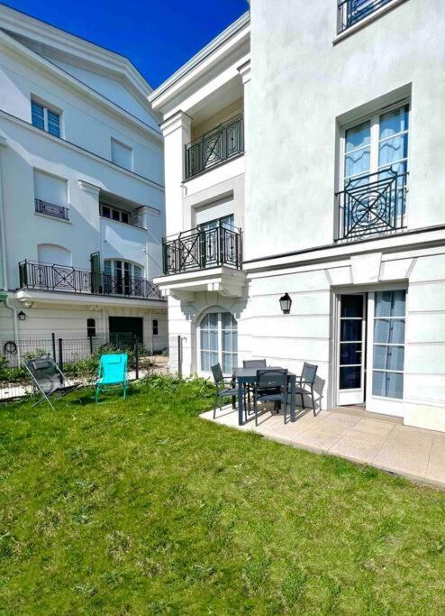 Apartmán Newwilliam Serris Exteriér fotografie